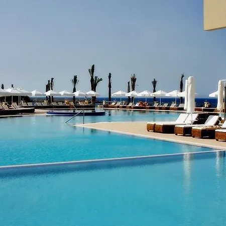 Vuni Palace & Casino & 5*