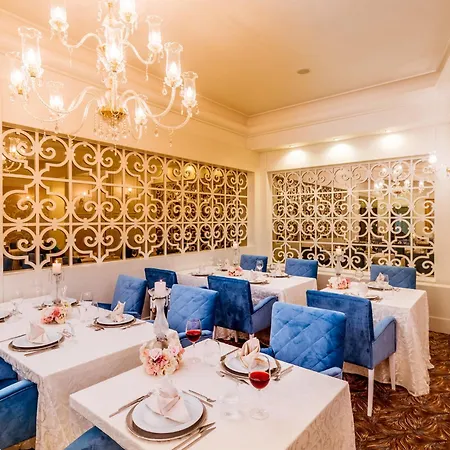 호텔 Vuni Palace & Casino & 5*