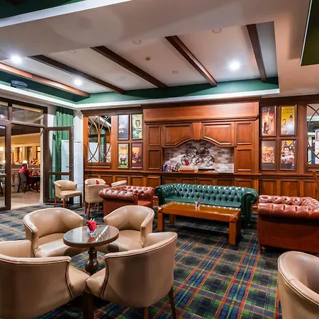 Vuni Palace & Casino & 호텔 키레니아