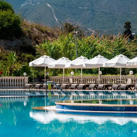 Vuni Palace & Casino &