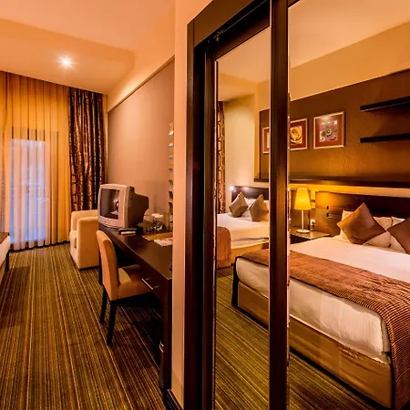 Vuni Palace & Casino & 호텔