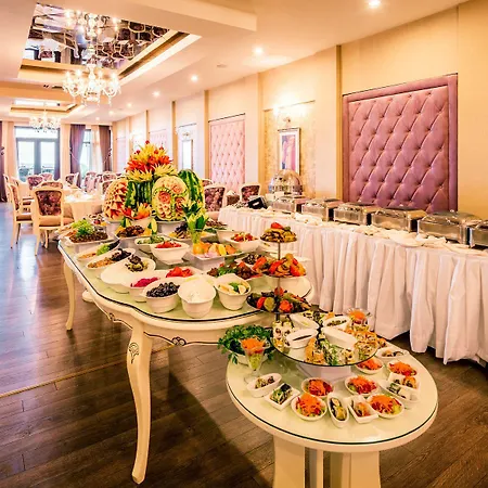 Vuni Palace & Casino & Hotel 5*