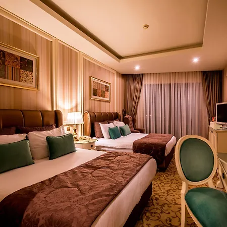 Vuni Palace & Casino & 5* 키레니아