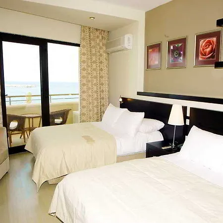 Vuni Palace & Casino & 5* 키레니아