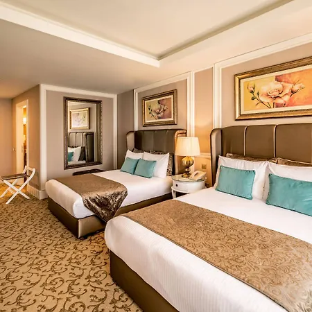 호텔 Vuni Palace & Casino & 5*