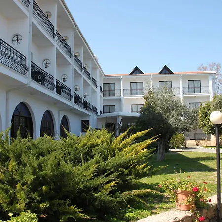 Vuni Palace & Casino & 5*