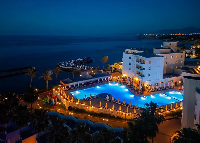 Vuni Palace Hotel&casino&spa Hotel 5*