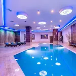 Vuni Palace & Casino & 5*