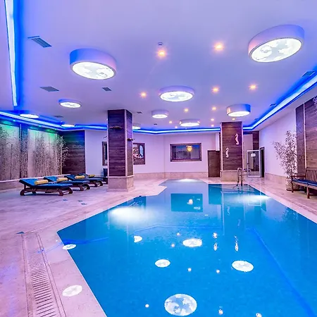 Vuni Palace Hotel&casino&spa 5*