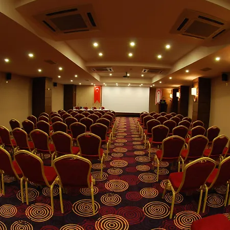 Vuni Palace Hotel&casino&spa 5*