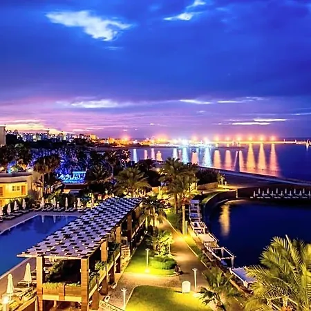 Hotel Vuni Palace & Casino & 5*