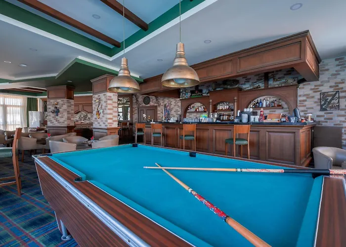 Vuni Palace & Casino & ホテル