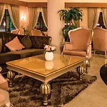 Vuni Palace & Casino & Отель Кирения