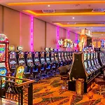 Vuni Palace & Casino & Отель