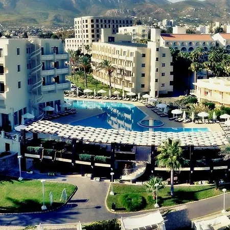 Hotel Vuni Palace & Casino & 5*