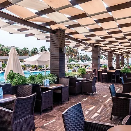 Otel Vuni Palace & Casino & 5*