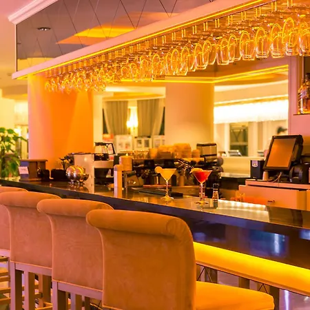 Vuni Palace & Casino & Otel 5*