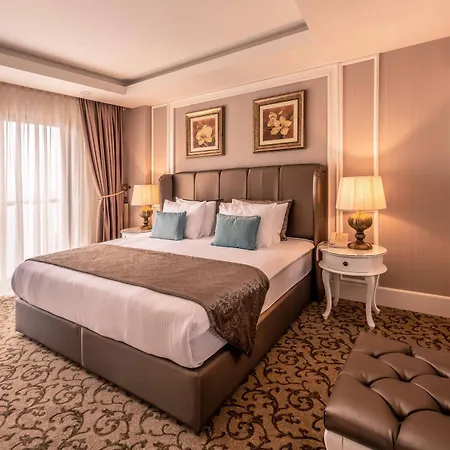 Vuni Palace & Casino & Hotel 5*